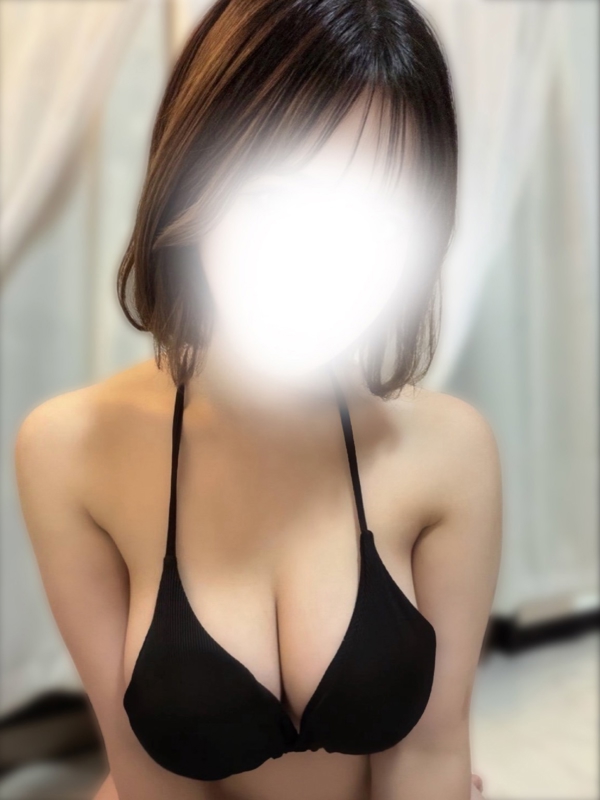 日向さな