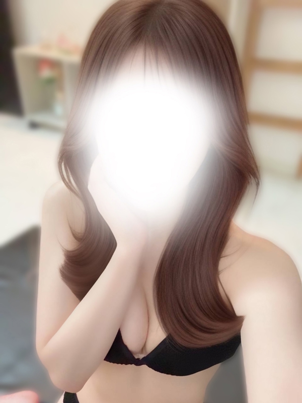 一色　ななせ
